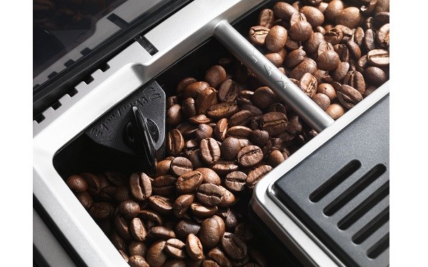 DeLonghi ECAM 23.420 SW Integrovaný mlýnek